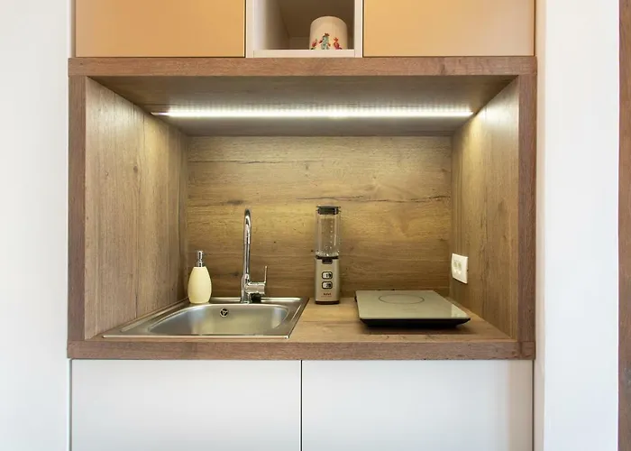 New, Stylish And Modern Studio, Free Parking *